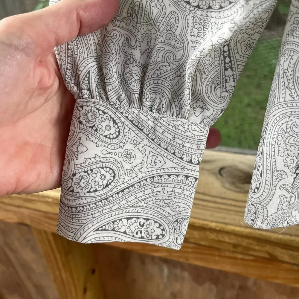 J.Crew Womens Classic Grey Paisley Print Pleated Front Long Sleeve Blouse Size 2